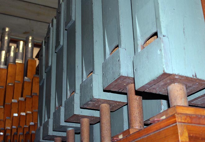 car_IMG_0573 Downside Organ Repair Work